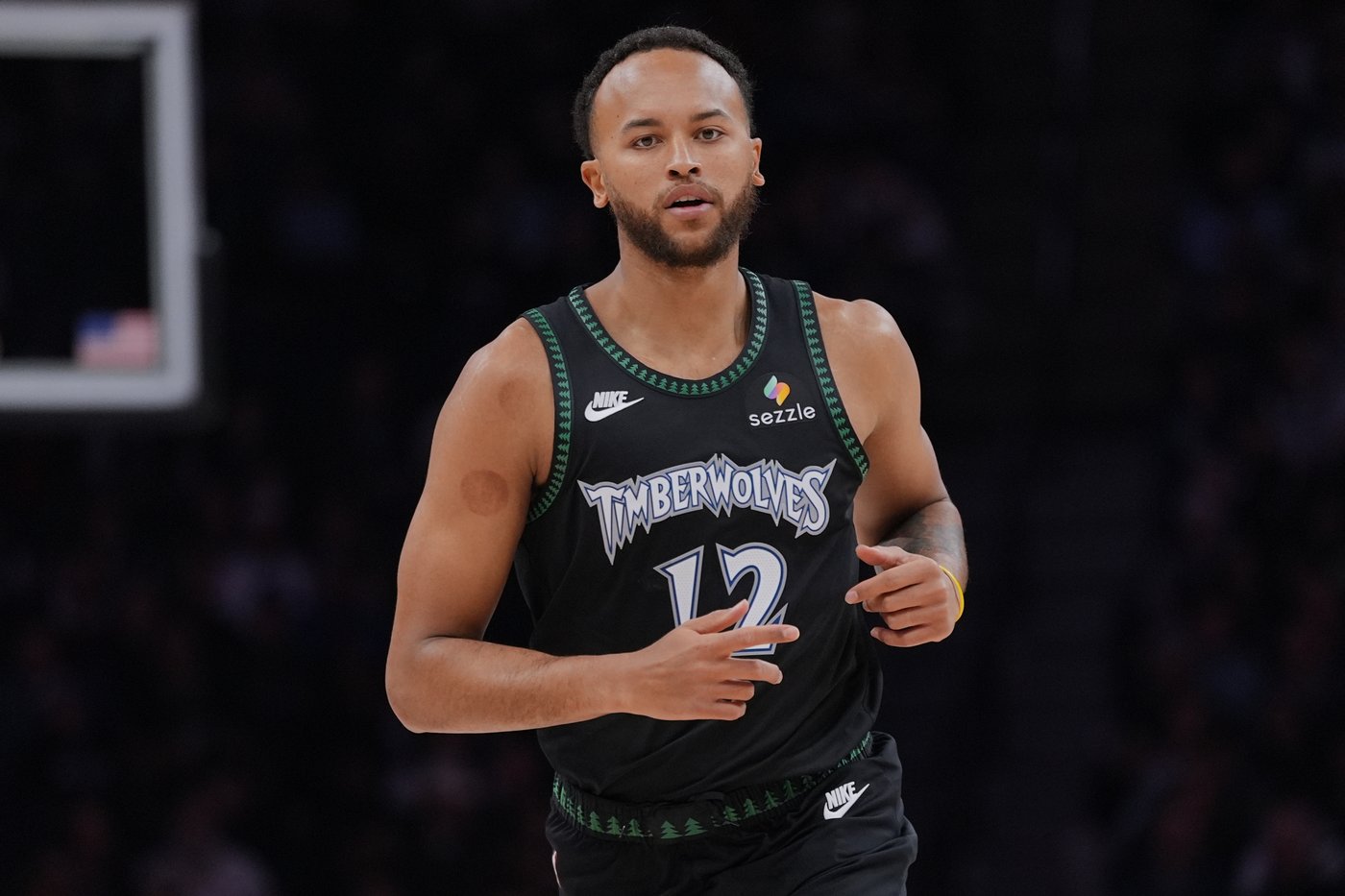 Anthony Edwards scores 41 as Timberwolves beat Grizzlies 117-110 for 4th straight win | iNFOnews.ca