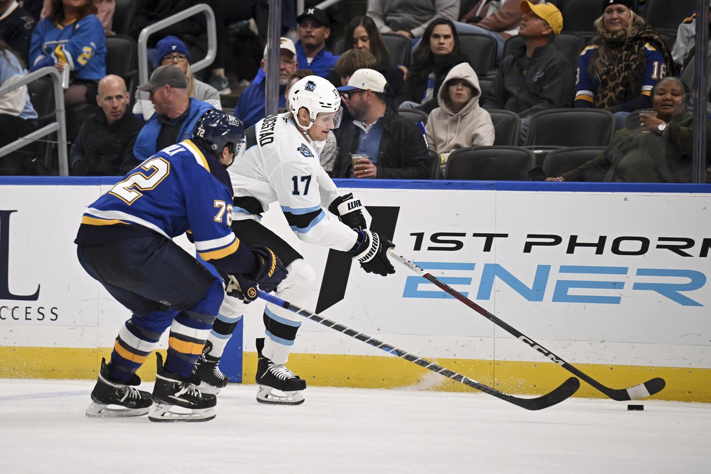 Dylan Guenther scores go-ahead goal for Utah in 4-2 win over Blues | iNFOnews.ca