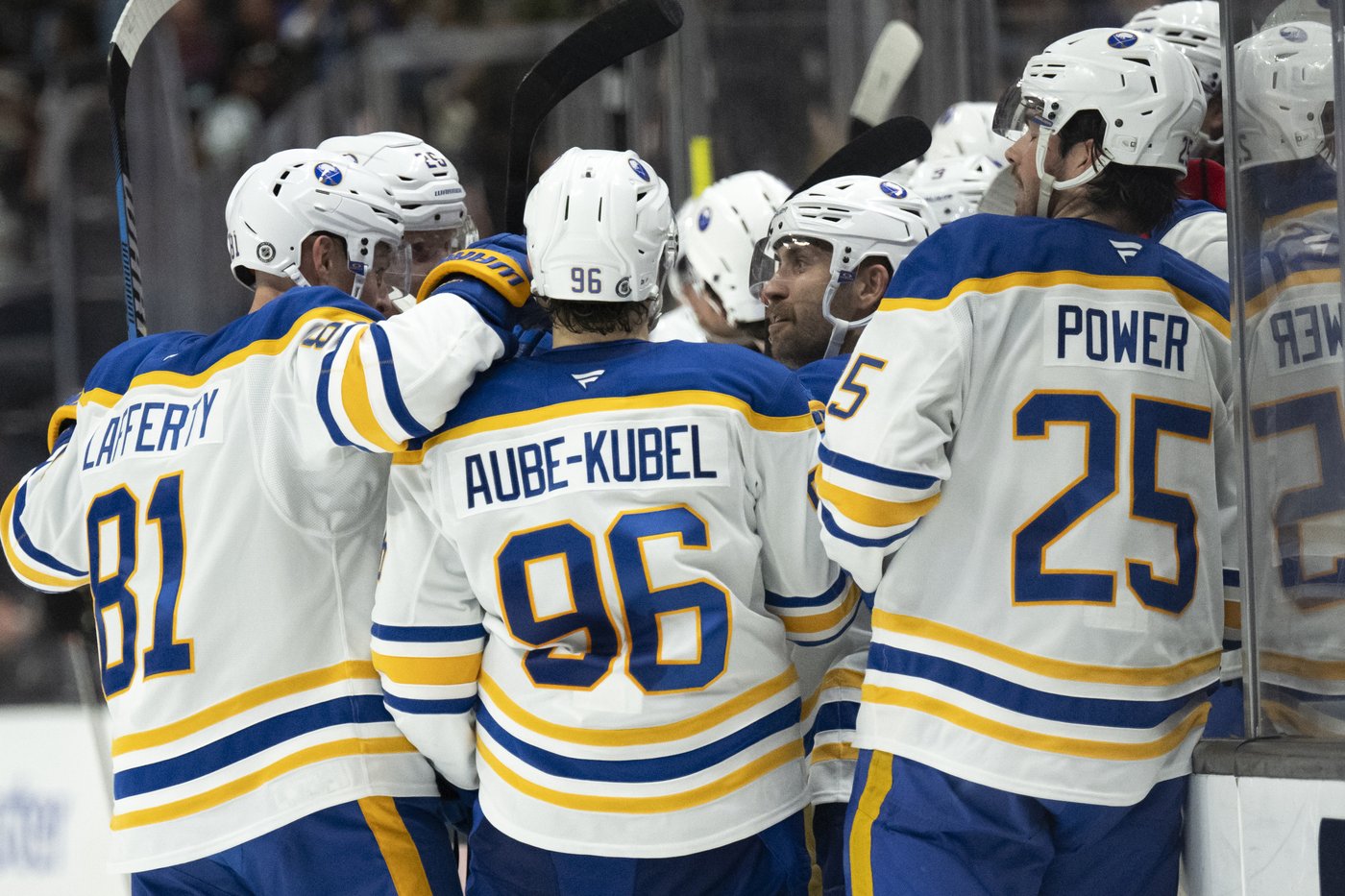 Jiri Kulich's goal in overtime gives Sabres a 3-2 victory over Ducks | iNFOnews.ca