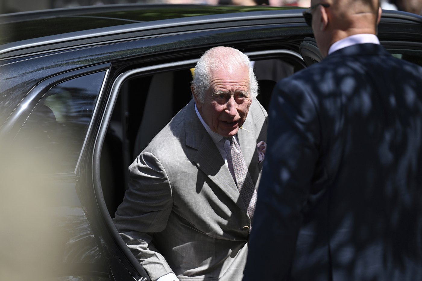 Children greet King Charles III and Queen Camilla outside a Sydney church | iNFOnews.ca Children greet King Charles III and Queen Camilla outside a Sydney church | iNFOnews.ca