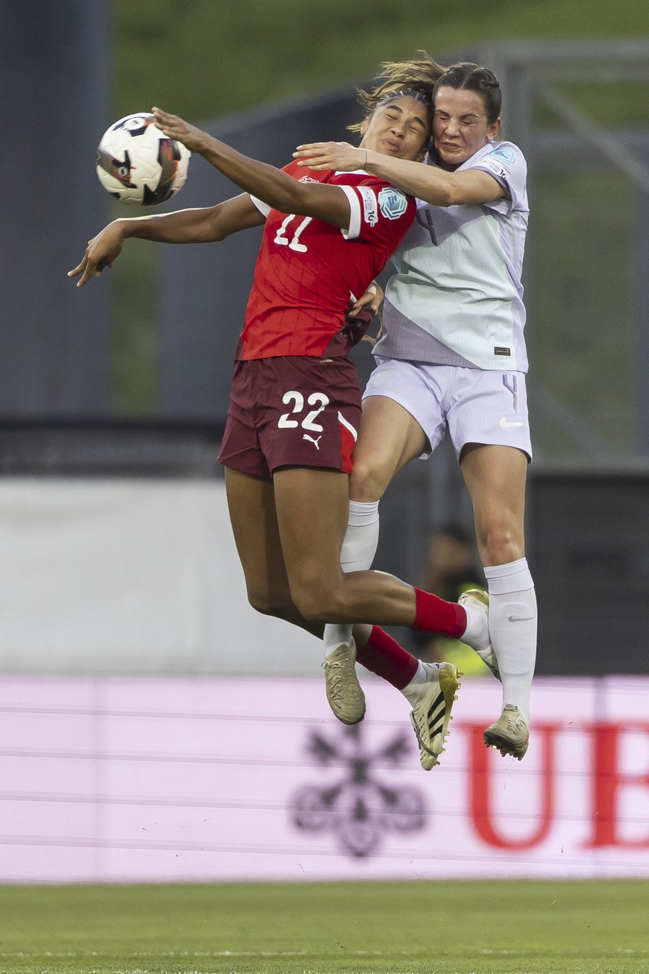 Euro 2025 host Switzerland loses to Norway in stadium close to Alpine rockslide village | iNFOnews.ca