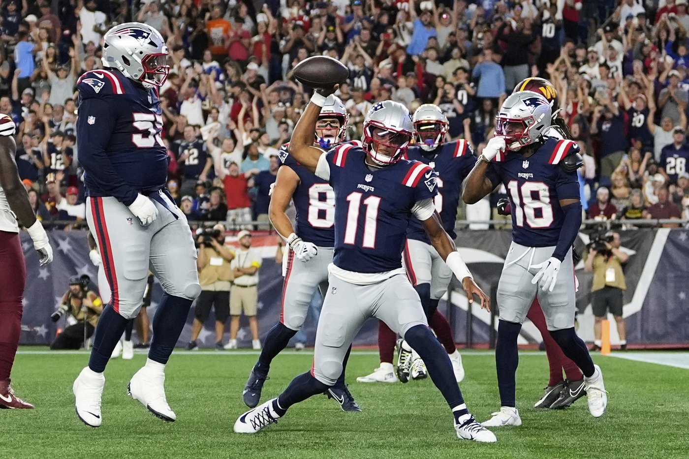 Patriots offense shines in 48-18 exhibition win over Commanders, as Washington rests starters, vets | iNFOnews.ca Patriots offense shines in 48-18 exhibition win over Commanders, as Washington rests starters, vets | iNFOnews.ca