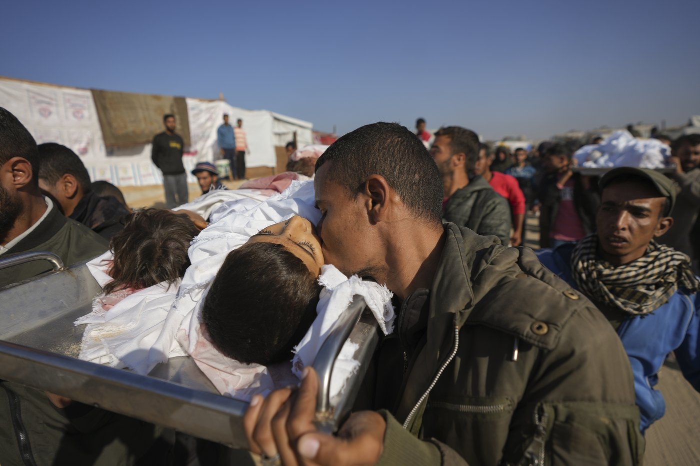 Middle East latest: ICC issues warrant for Israel's Netanyahu as Gaza death toll soars past 44,000 | iNFOnews.ca