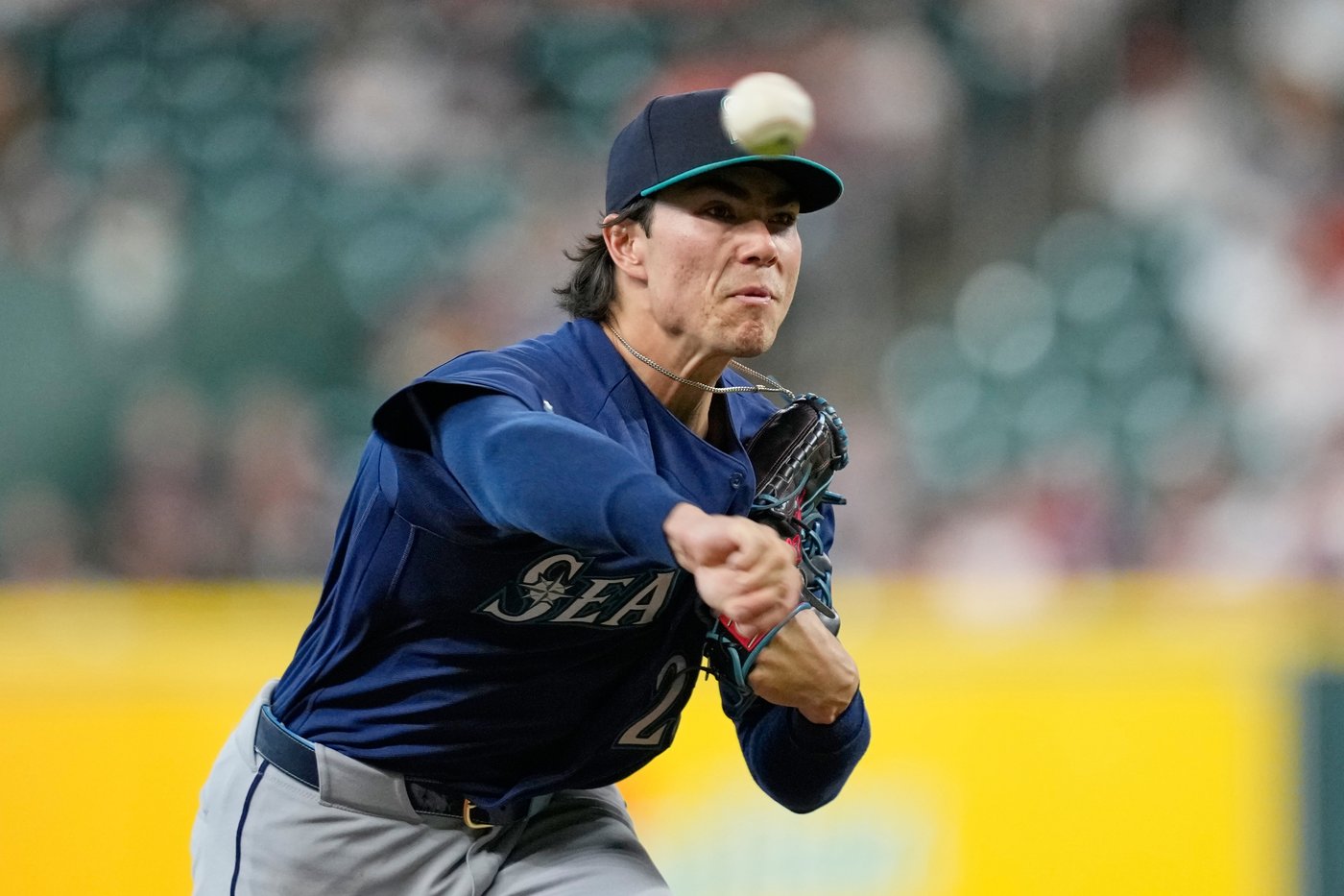 Canzone’s first career grand slam sparks Mariners’ 10-2 rout of the Astros | iNFOnews.ca