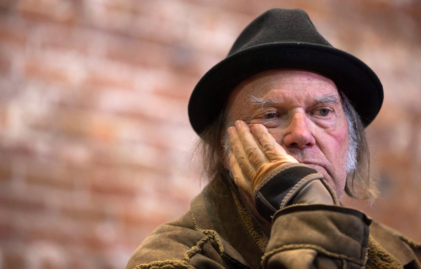 Neil Young cancels Ukraine concert: 'I could not in good conscience take my crew' | iNFOnews.ca Neil Young cancels Ukraine concert: 'I could not in good conscience take my crew' | iNFOnews.ca