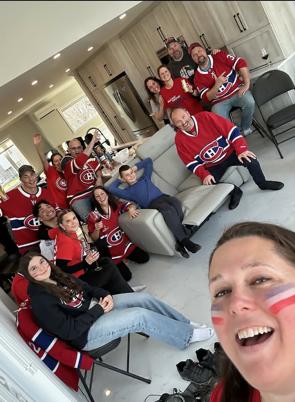 Montreal fans brace for decisive playoff clash as Canadiens face winner-take-all game | iNFOnews.ca