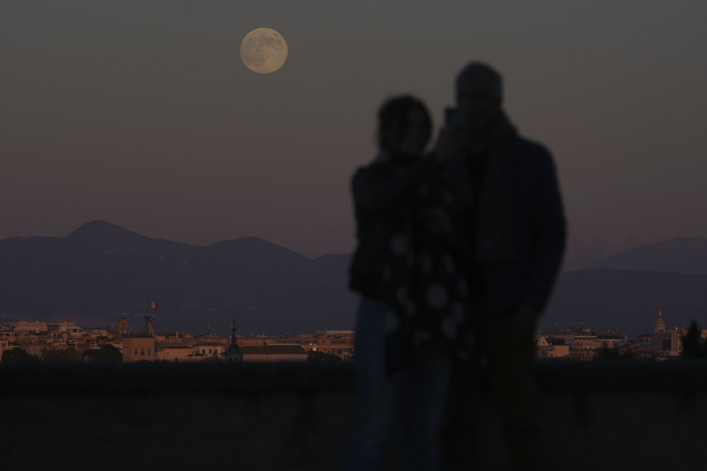 PHOTO COLLECTION: Supermoon | iNFOnews.ca PHOTO COLLECTION: Supermoon | iNFOnews.ca