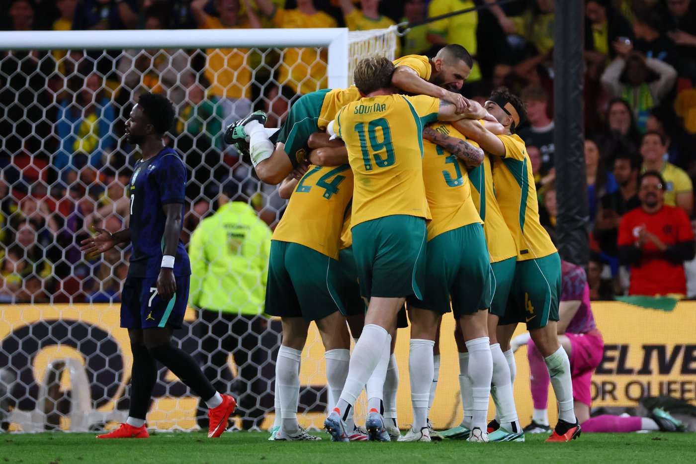 Vinicius Júnior sparks Brazil’s 4-2 win over Australia after sideline scuffle | iNFOnews.ca