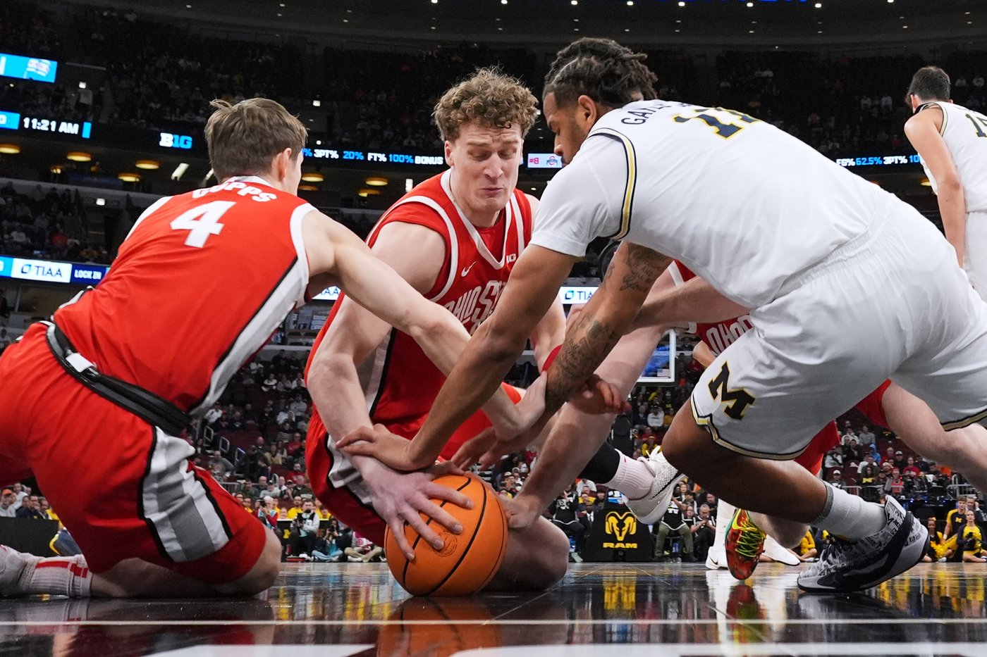 Aday Mara helps No. 3 Michigan edge Ohio State 71-67 in the Big Ten Tournament | iNFOnews.ca