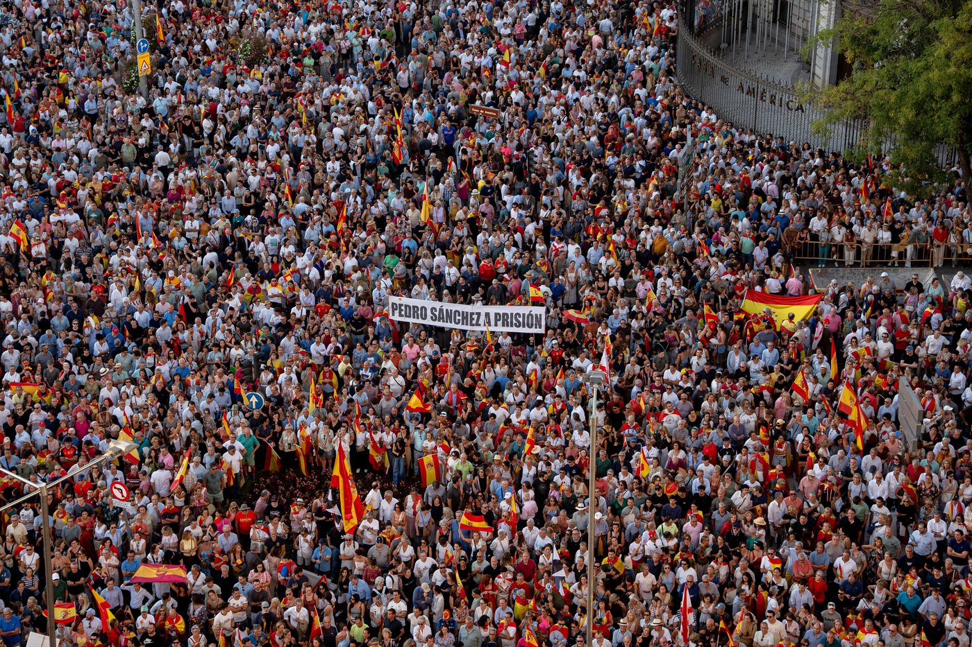 Spain's leader struggles to answer lawmakers about Ceuta border crisis | iNFOnews.ca Spain's leader struggles to answer lawmakers about Ceuta border crisis | iNFOnews.ca