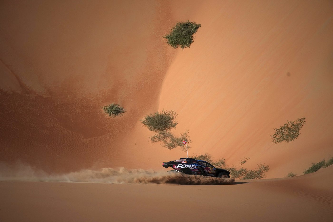 Dakar Rally comes down to a duel in the sand between Lategan and Al-Rajhi | iNFOnews.ca