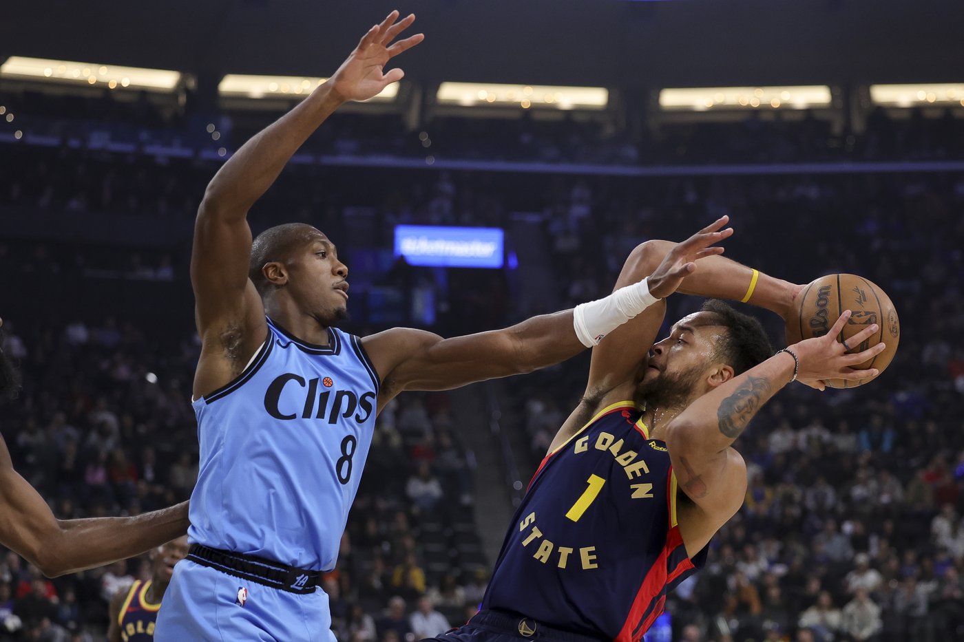 Clippers hang on to beat slumping Curry-less Warriors 102-92 with 6 players in double figures | iNFOnews.ca Clippers hang on to beat slumping Curry-less Warriors 102-92 with 6 players in double figures | iNFOnews.ca