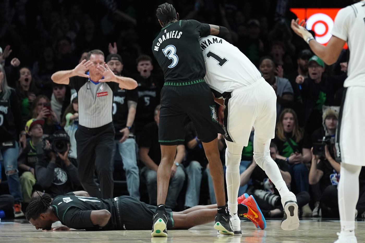 Wembanyama gets ejected early in Spurs-Wolves Game 4 for elbowing Reid and drawing a Flagrant 2 foul | iNFOnews.ca Wembanyama gets ejected early in Spurs-Wolves Game 4 for elbowing Reid and drawing a Flagrant 2 foul | iNFOnews.ca