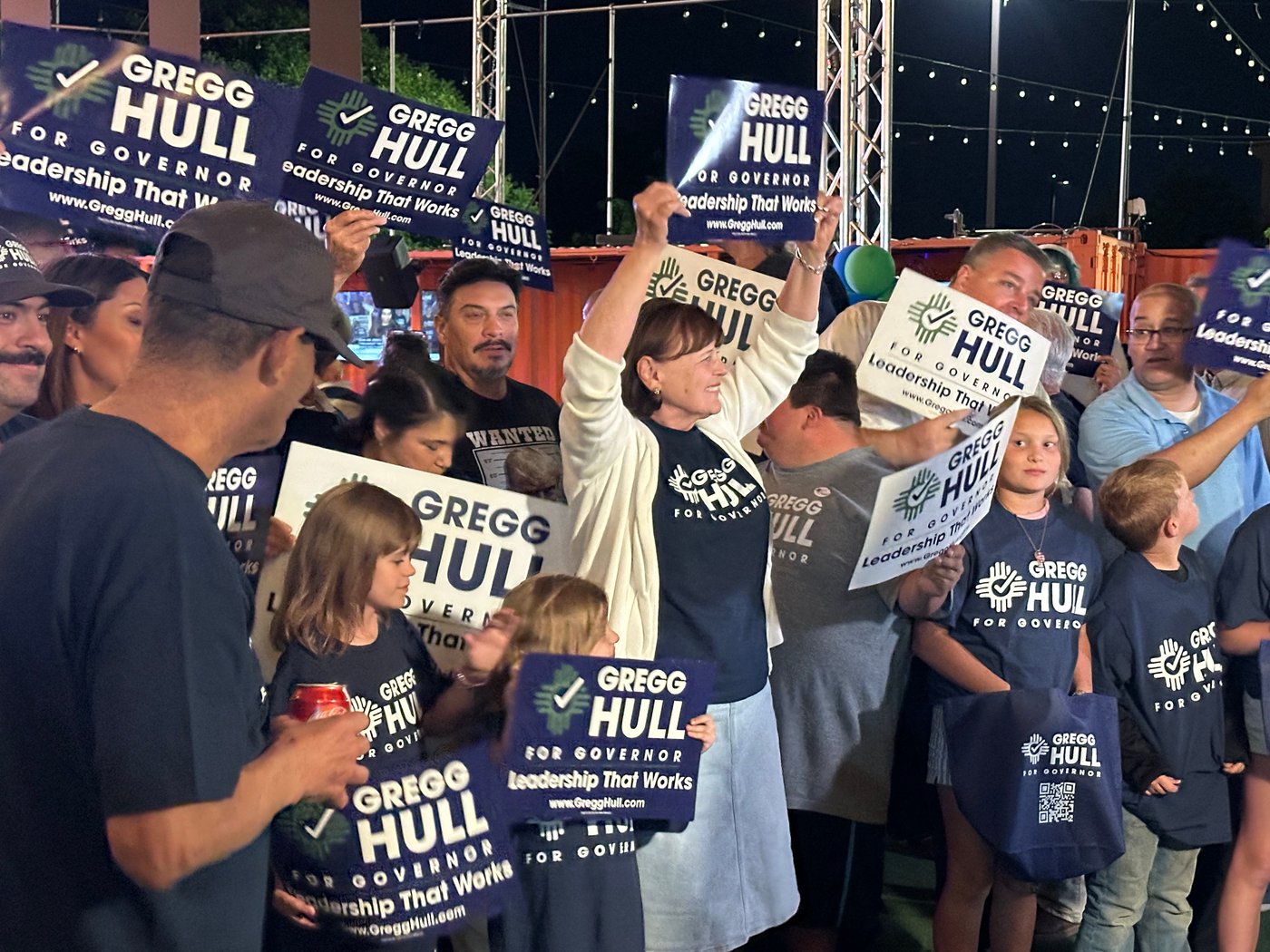Former Interior Secretary Deb Haaland and ex-Mayor Gregg Hull to face off for New Mexico governor | iNFOnews.ca