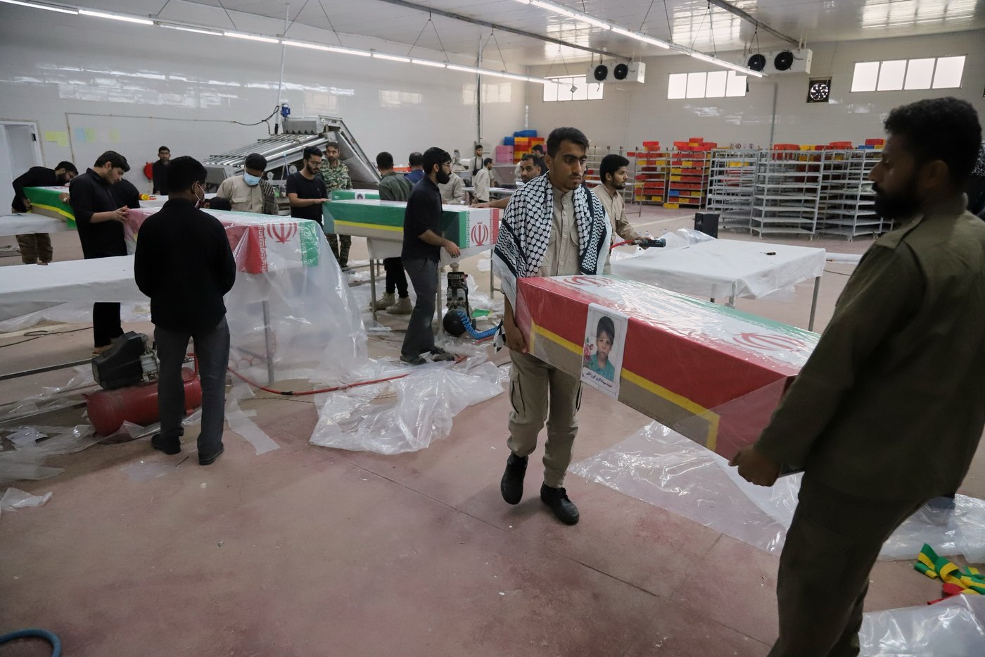 As the Pentagon stays quiet, AP reconstructs a US strike that killed over 100 Iranian children | iNFOnews.ca As the Pentagon stays quiet, AP reconstructs a US strike that killed over 100 Iranian children | iNFOnews.ca