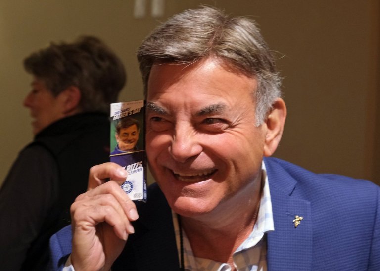 Seattle Mariners broadcaster Rick Rizzs will retire after 2026 season, his 41st with the franchise | iNFOnews.ca