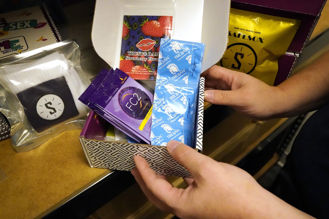Florida officials pressure schools to roll back sex ed lessons on contraception and consent | iNFOnews.ca Florida officials pressure schools to roll back sex ed lessons on contraception and consent | iNFOnews.ca