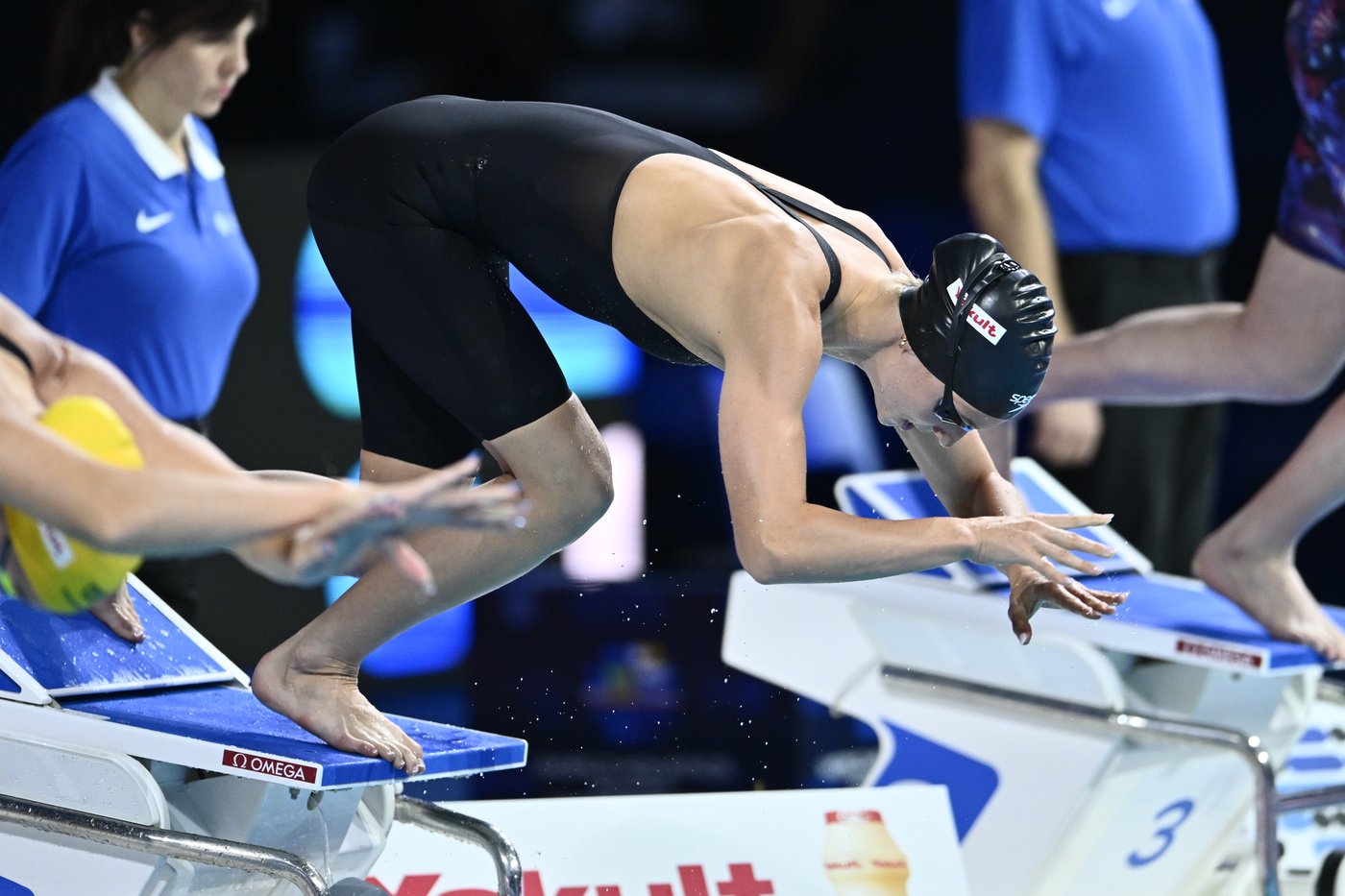 US swimmers win relay gold medals as short-course world records are broken in Budapest | iNFOnews.ca