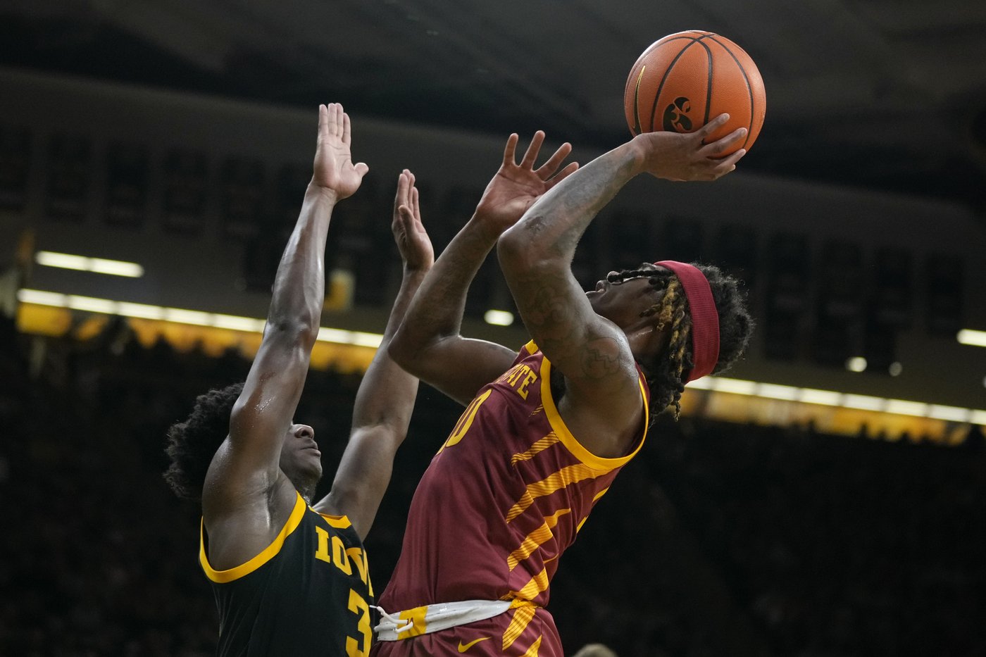 Jones, Jefferson help No. 3 Iowa State rally past Iowa, 89-80 | iNFOnews.ca