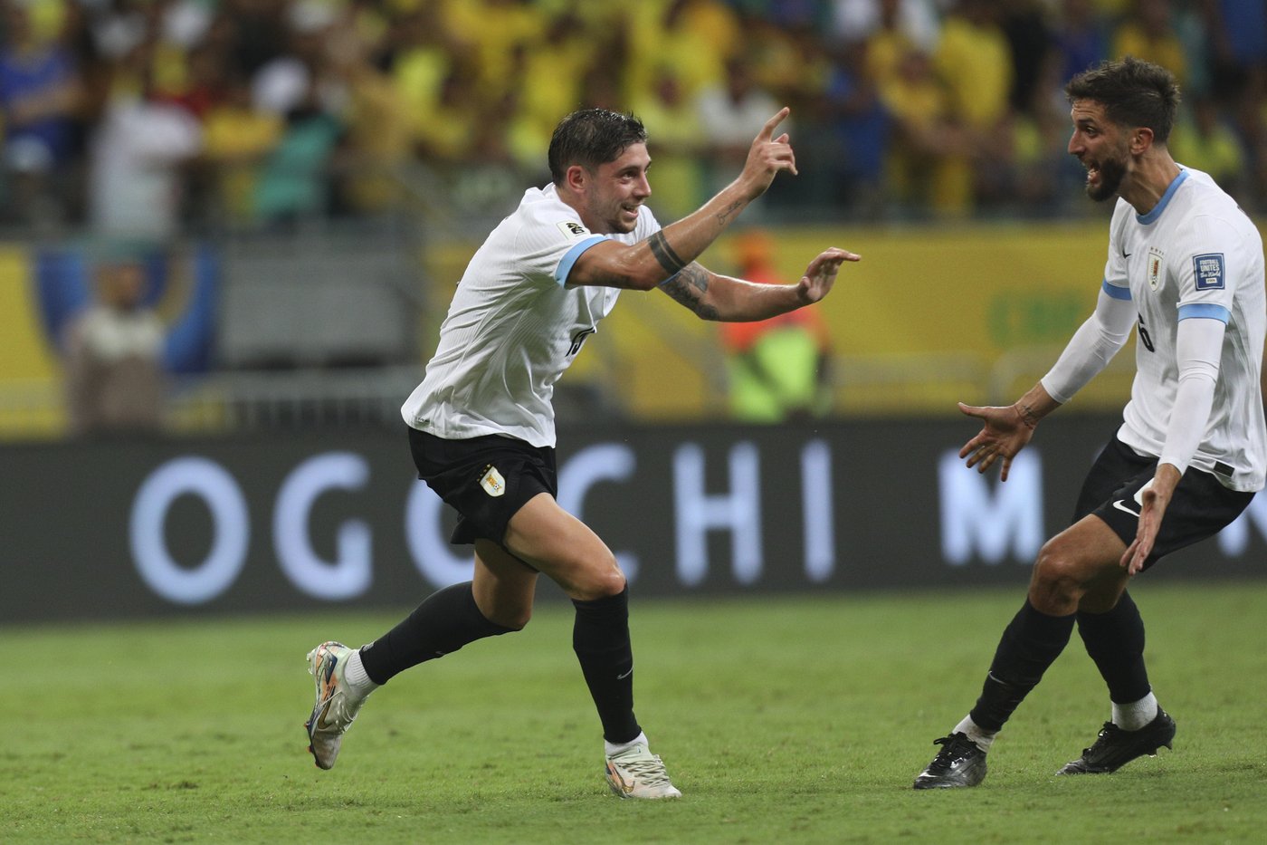 Argentina beats Peru to close in on World Cup spot; Brazil and Uruguay draw | iNFOnews.ca