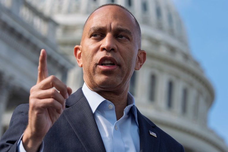 House Democrats plan a first 100-days agenda if they sweep to power in midterm elections | iNFOnews.ca