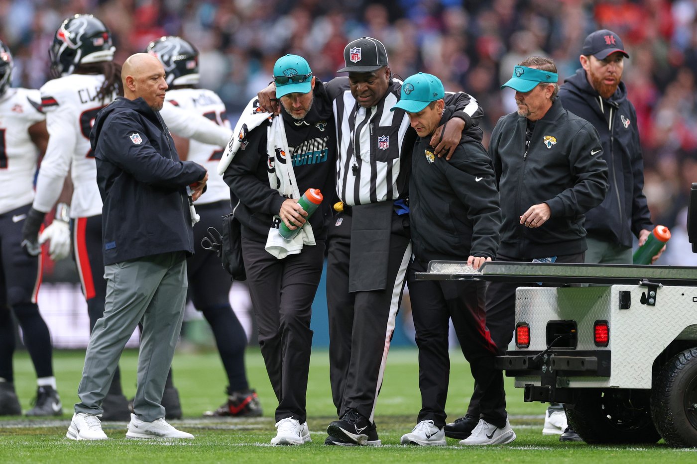Fairbairn's last-second 49-yard FG gives Texans 34-31 win over Jaguars at Wembley Stadium | iNFOnews.ca
