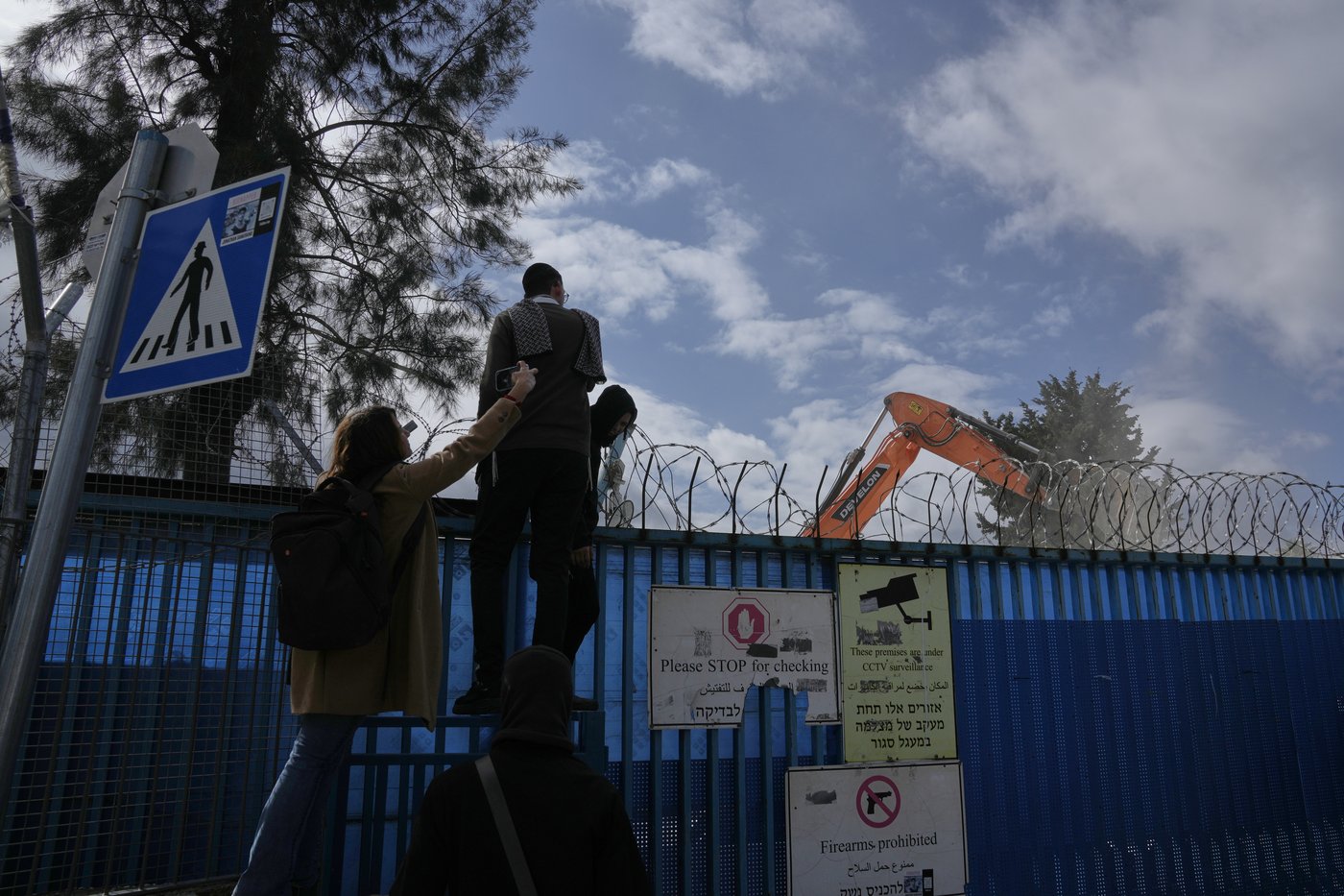 Israeli crews target UN facilities for Palestinian refugees in east Jerusalem | iNFOnews.ca