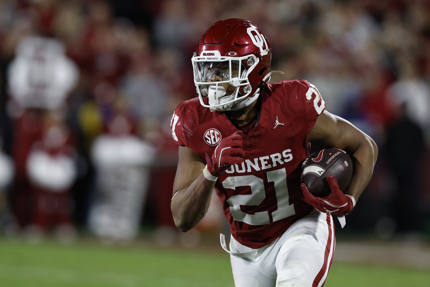 Oklahoma's throwback offensive approach against Alabama gets LSU's attention | iNFOnews.ca