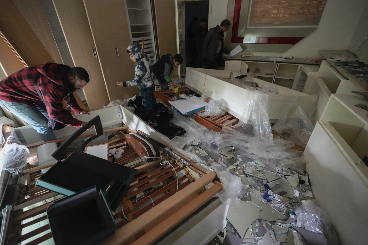 PHOTO COLLECTION: Fall of Damascus | iNFOnews.ca