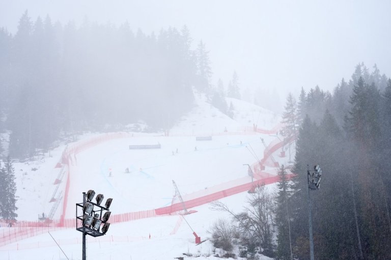 Snowfall, fog force cancellation of men's World Cup super-G. Odermatt closes in on discipline title | iNFOnews.ca