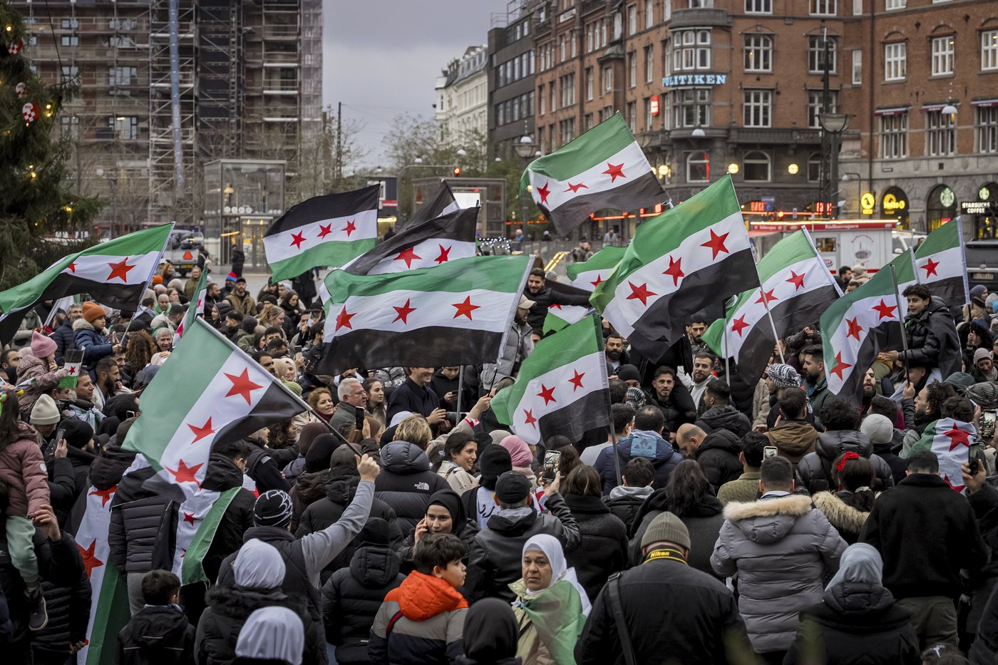Global reaction to Assad's sudden ouster from Syria ranges from jubilation to alarm | iNFOnews.ca Global reaction to Assad's sudden ouster from Syria ranges from jubilation to alarm | iNFOnews.ca