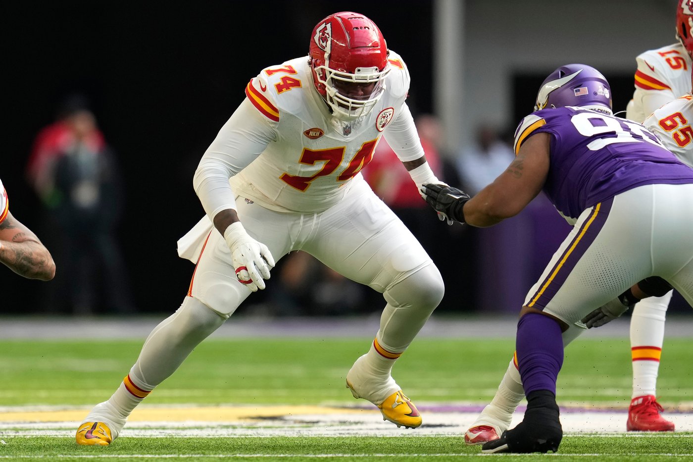 Falcons agree to 1-year deal with former Chiefs RT Jawaan Taylor as possible McGary replacement | iNFOnews.ca