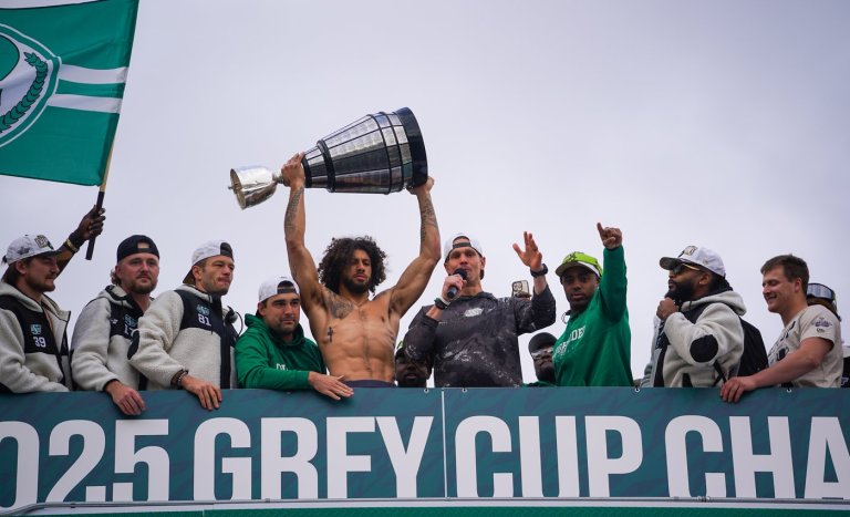 Grey Cup champions Saskatchewan Roughriders to hold parade in Regina following win | iNFOnews.ca