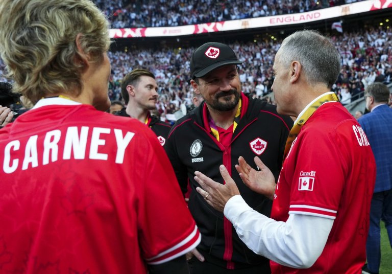 Canada women's rugby coach Kevin Rouet adds side gig with England's Saracens Women | iNFOnews.ca