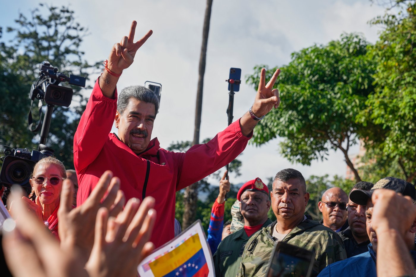 US sought to lure Nicolás Maduro’s pilot into betraying the Venezuelan leader | iNFOnews.ca