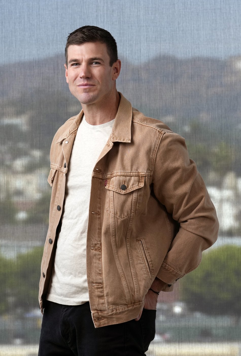 Austin Stowell is emotional about playing stoic Jethro Gibbs in 'NCIS: Origins' | iNFOnews.ca Austin Stowell is emotional about playing stoic Jethro Gibbs in 'NCIS: Origins' | iNFOnews.ca