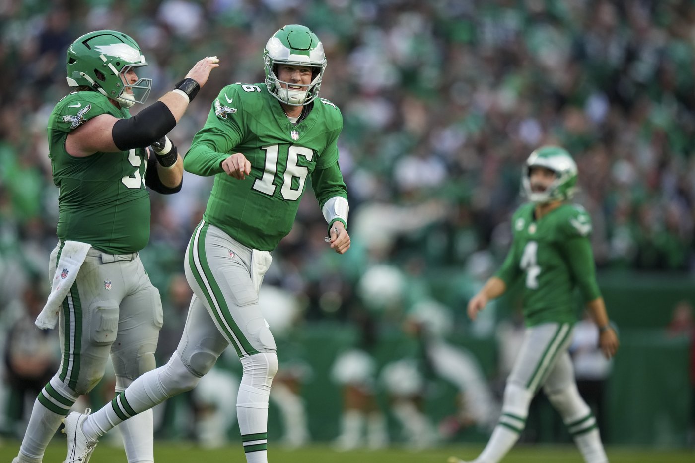 Barkley will not pursue season rushing record for NFC East champion Eagles against Giants | iNFOnews.ca