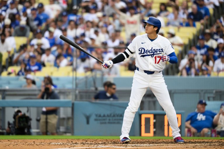 Shohei Ohtani had lubricant injected into his knee and is likely to pitch Wednesday at Philadelphia | iNFOnews.ca