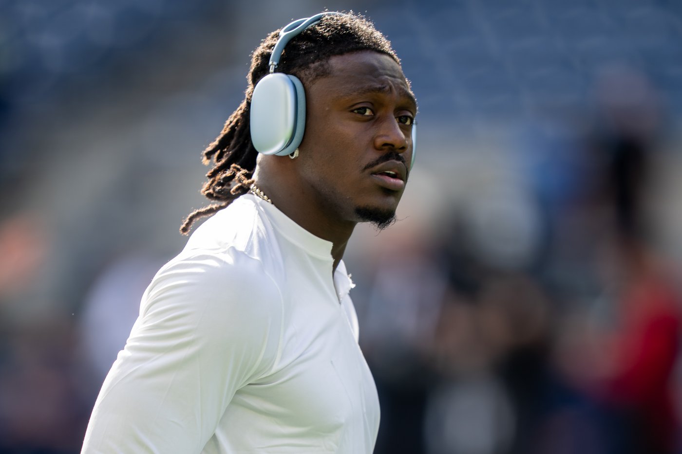 Patriots' A.J. Brown practices for 1st time since going on IR; Christian Gonzalez also back on field | iNFOnews.ca Patriots' A.J. Brown practices for 1st time since going on IR; Christian Gonzalez also back on field | iNFOnews.ca