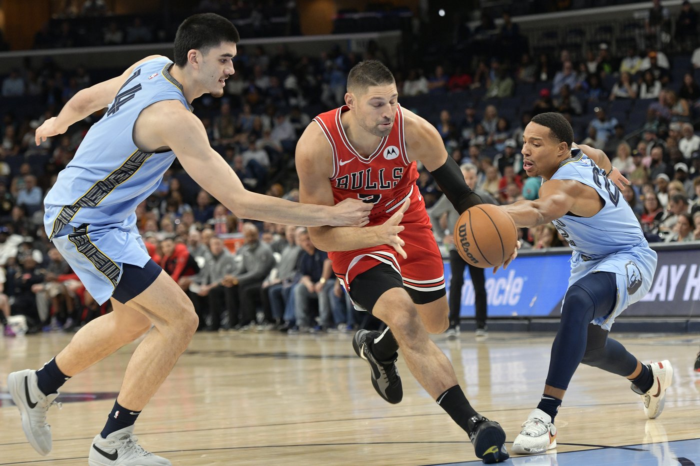 LaVine, Vucevic key fourth-quarter rally as Bulls defeat Grizzlies 126-123 | iNFOnews.ca