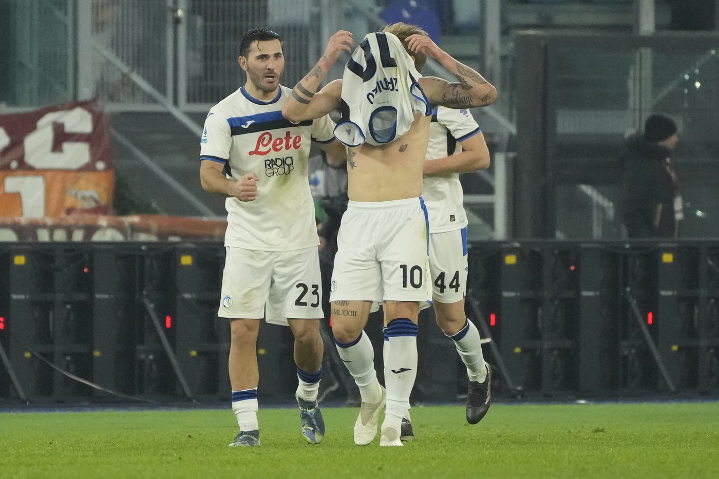 Ranieri returns to Rome and Roma players show support for Bove on emotional night | iNFOnews.ca