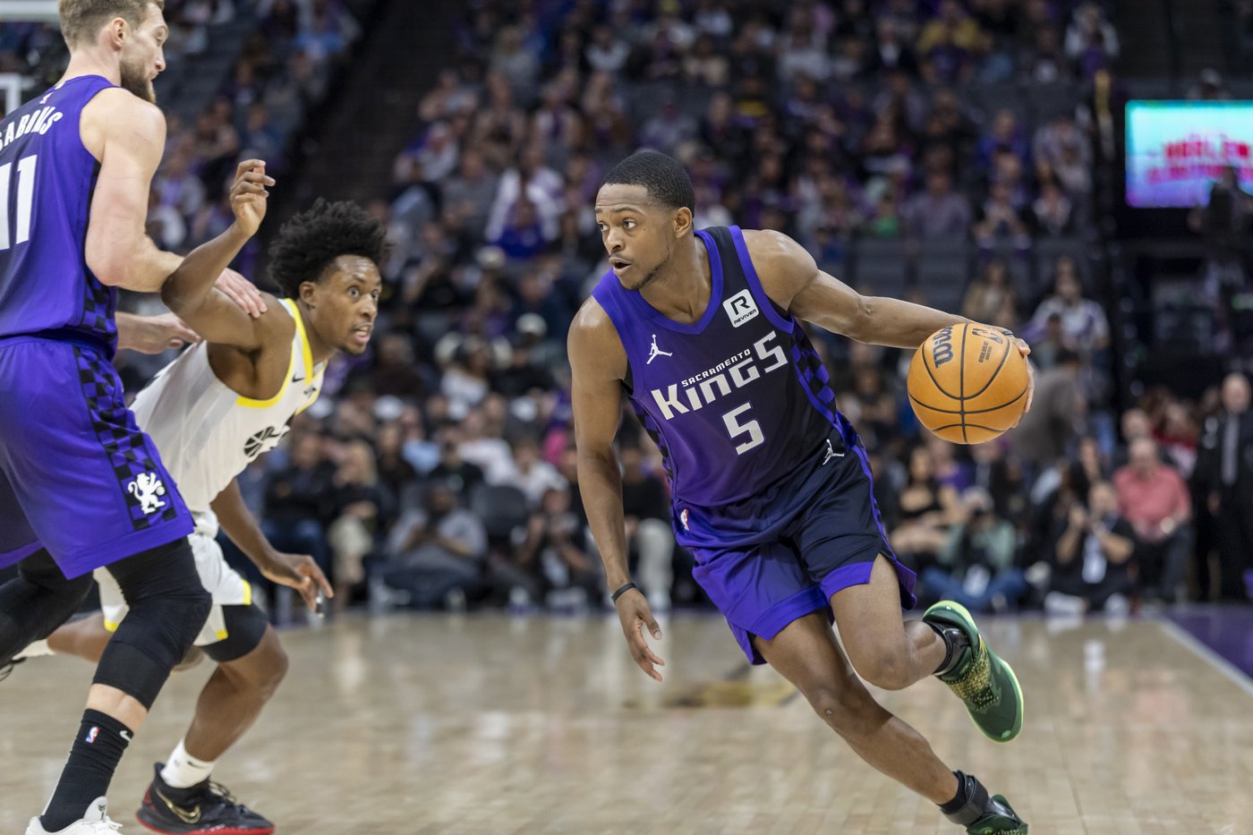 Kevin Huerter's 26 points leads Kings in 141-97 blowout over Jazz | iNFOnews.ca Kevin Huerter's 26 points leads Kings in 141-97 blowout over Jazz | iNFOnews.ca