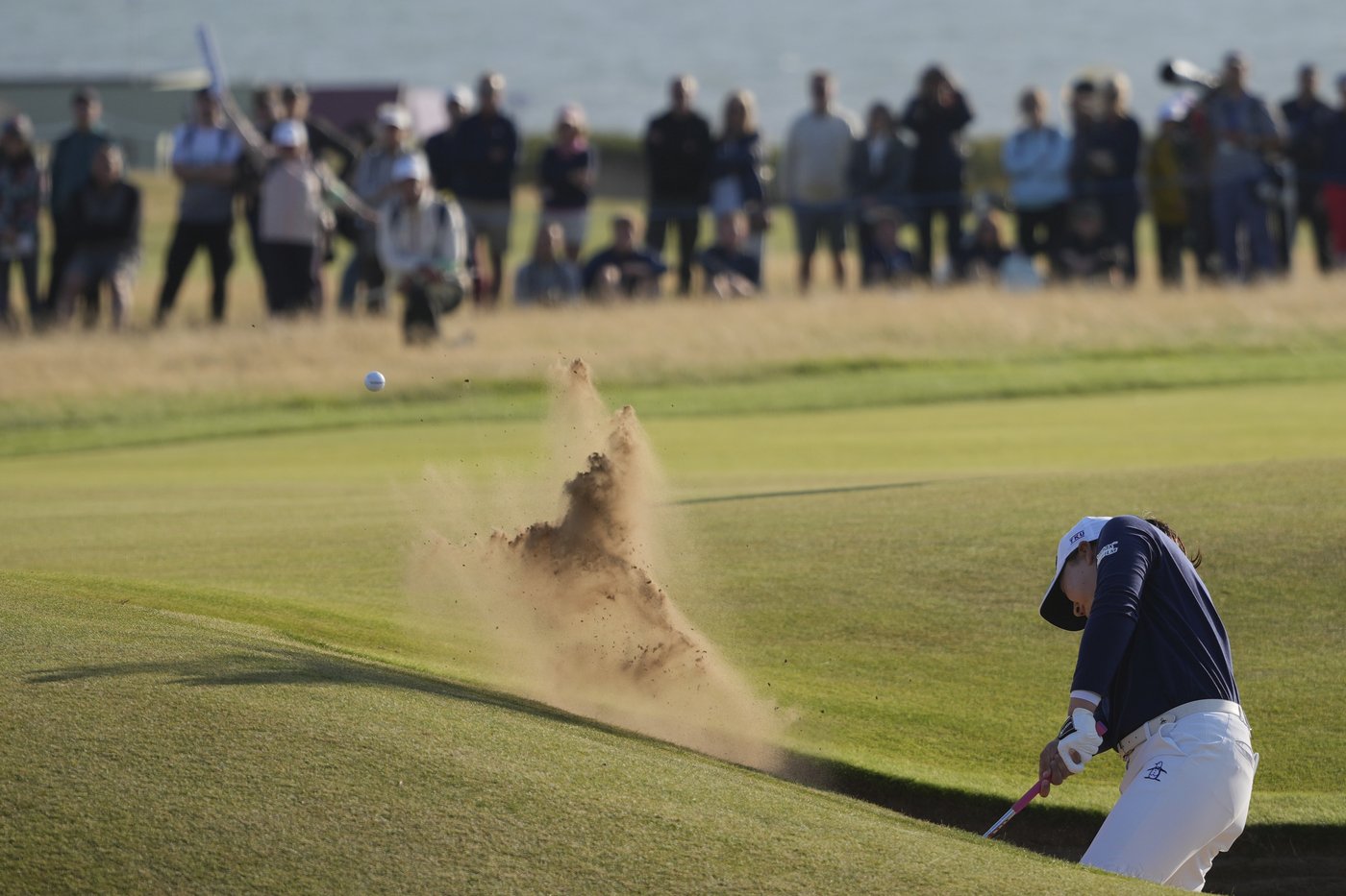Yamashita struggles as Women's British Open lead shrinks to 1 shot over Kim | iNFOnews.ca