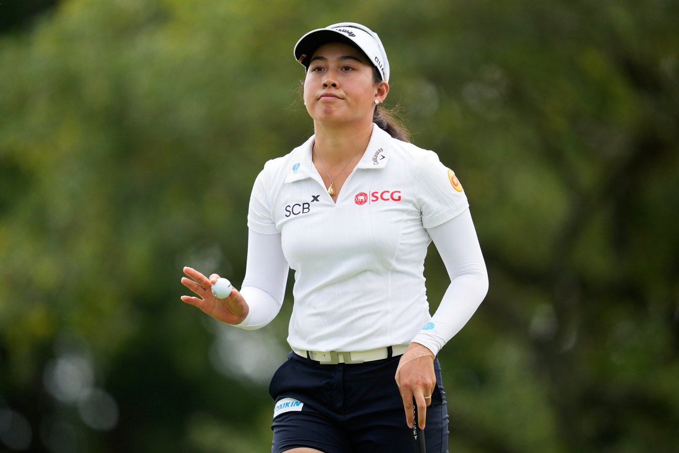 Jeeno Thitikul takes advantage of changing weather for a 69 to open 3-shot lead on LPGA | iNFOnews.ca Jeeno Thitikul takes advantage of changing weather for a 69 to open 3-shot lead on LPGA | iNFOnews.ca
