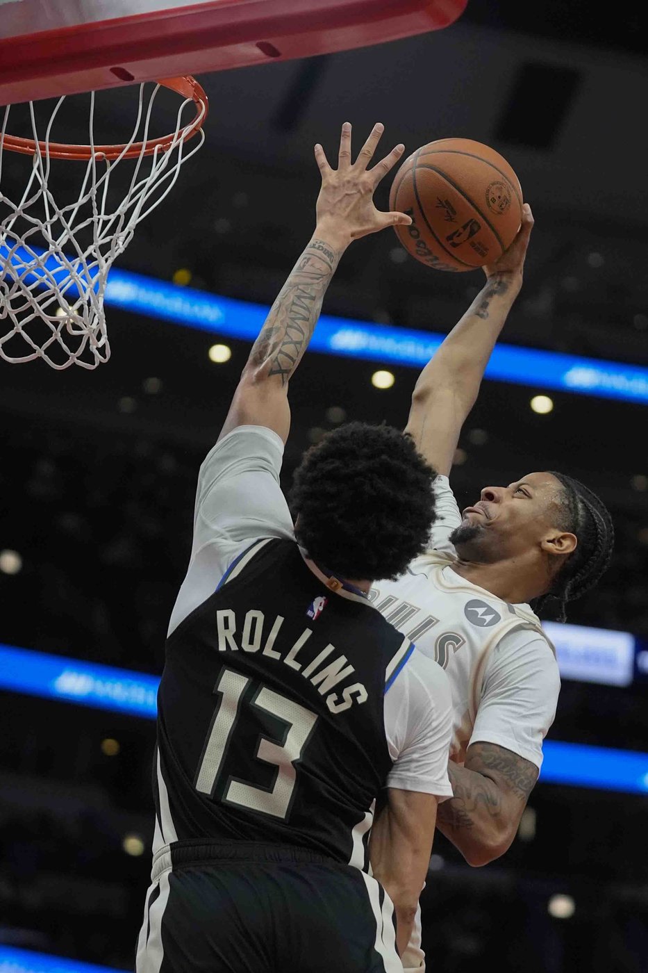 Giddey's triple-double sends Bulls to 116-111 win over Bucks | iNFOnews.ca