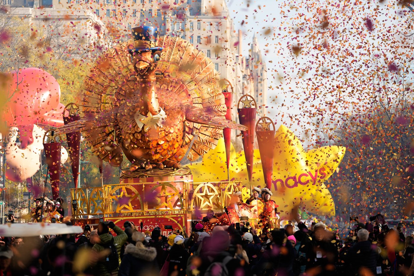 The top photos of the day by AP's photojournalists | iNFOnews.ca