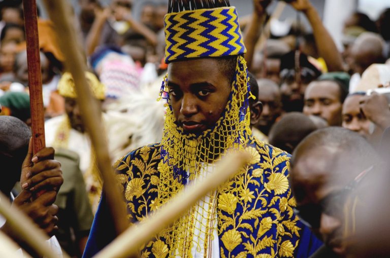 Oyo Nyimba, Ugandan 'boy king' who mesmerized world leaders, dies at 34 | iNFOnews.ca