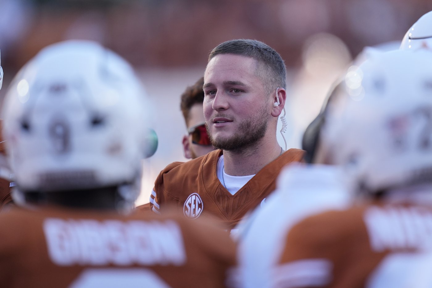 Ewers is on track to return from injury as QB1 for No. 1 Texas against Oklahoma | iNFOnews.ca Ewers is on track to return from injury as QB1 for No. 1 Texas against Oklahoma | iNFOnews.ca