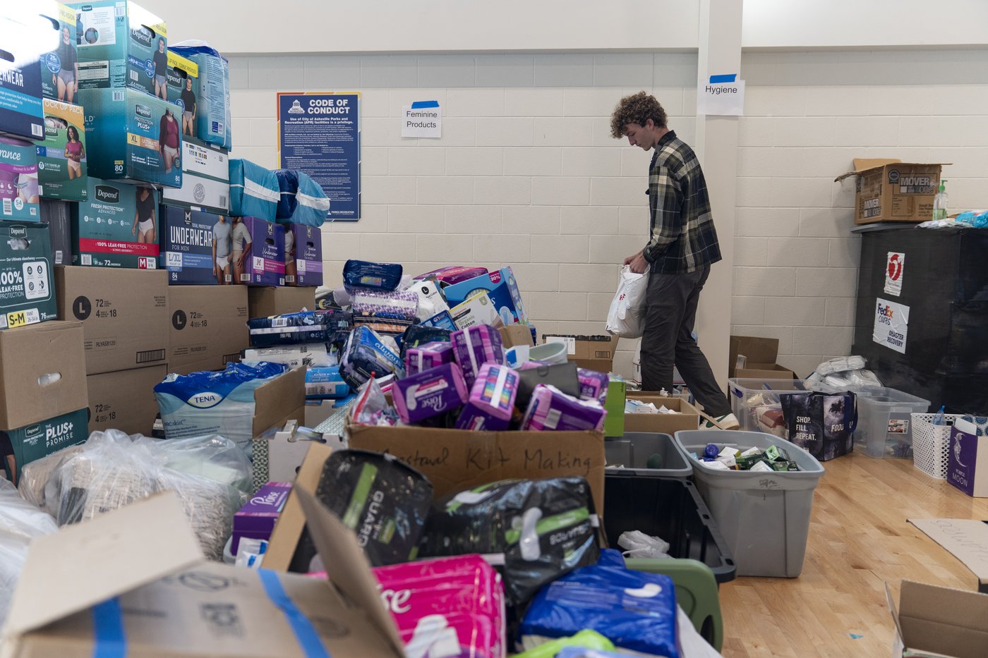 In Asheville, high school seniors make key life choices under the stress of Helene recovery | iNFOnews.ca