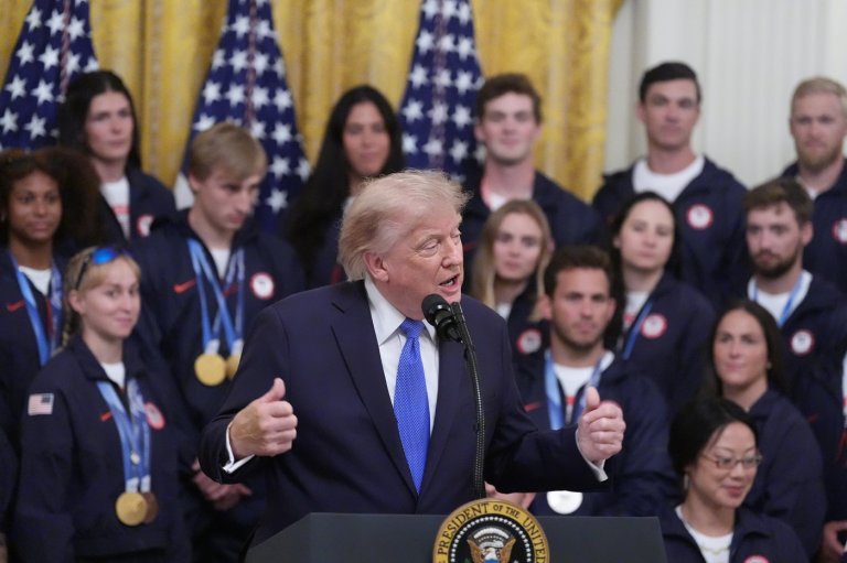 Trump celebrates US Winter Olympians and Paralympians at the White House | iNFOnews.ca